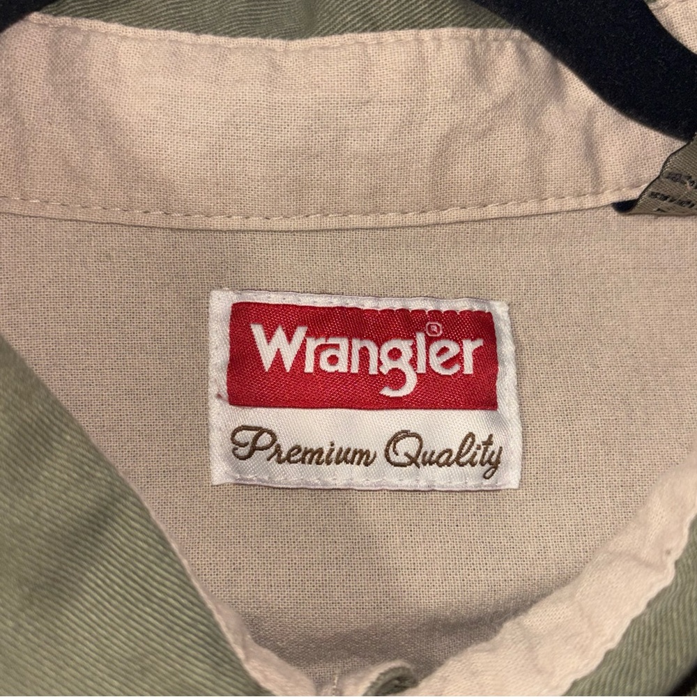 Wrangler Premium Authentics Work Button Down Shirt - image 7